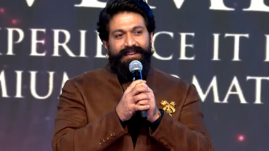 'ರಾಮಾಯಣ' ಚಿತ್ರದಲ್ಲಿ ಸಣ್ಣ ತಪ್ಪುಗಳನ್ನು ಹುಡುಕಬೇಡಿ; ಯಶ್ ಹೇಳಿಕೆ ಸರಿಯಾಗಿ ಅರ್ಥ ಮಾಡ್ಕೊಳ್ರೋ!